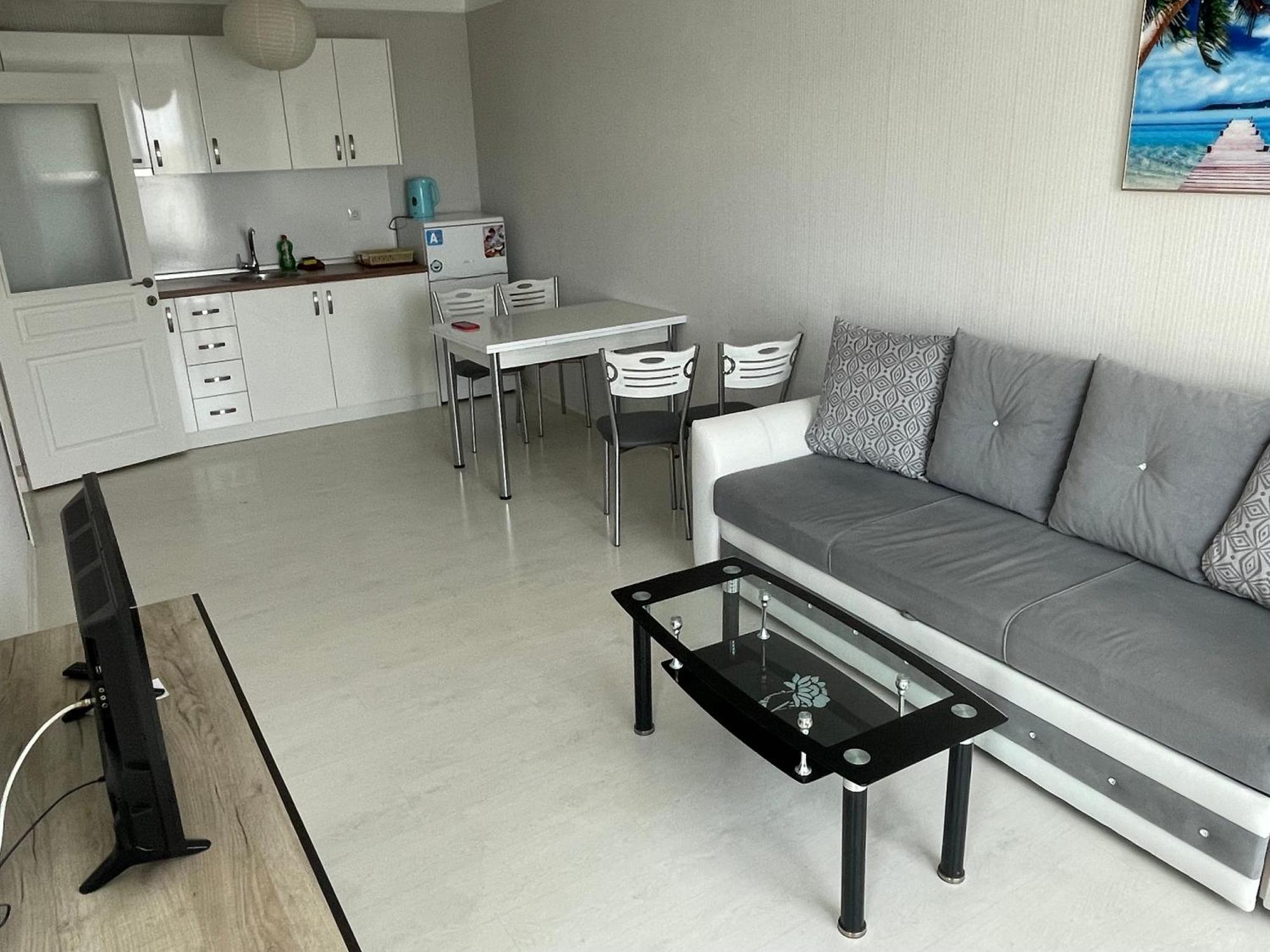 Stamopolu Lux Ground Floor Hotell Primorsko Eksteriør bilde